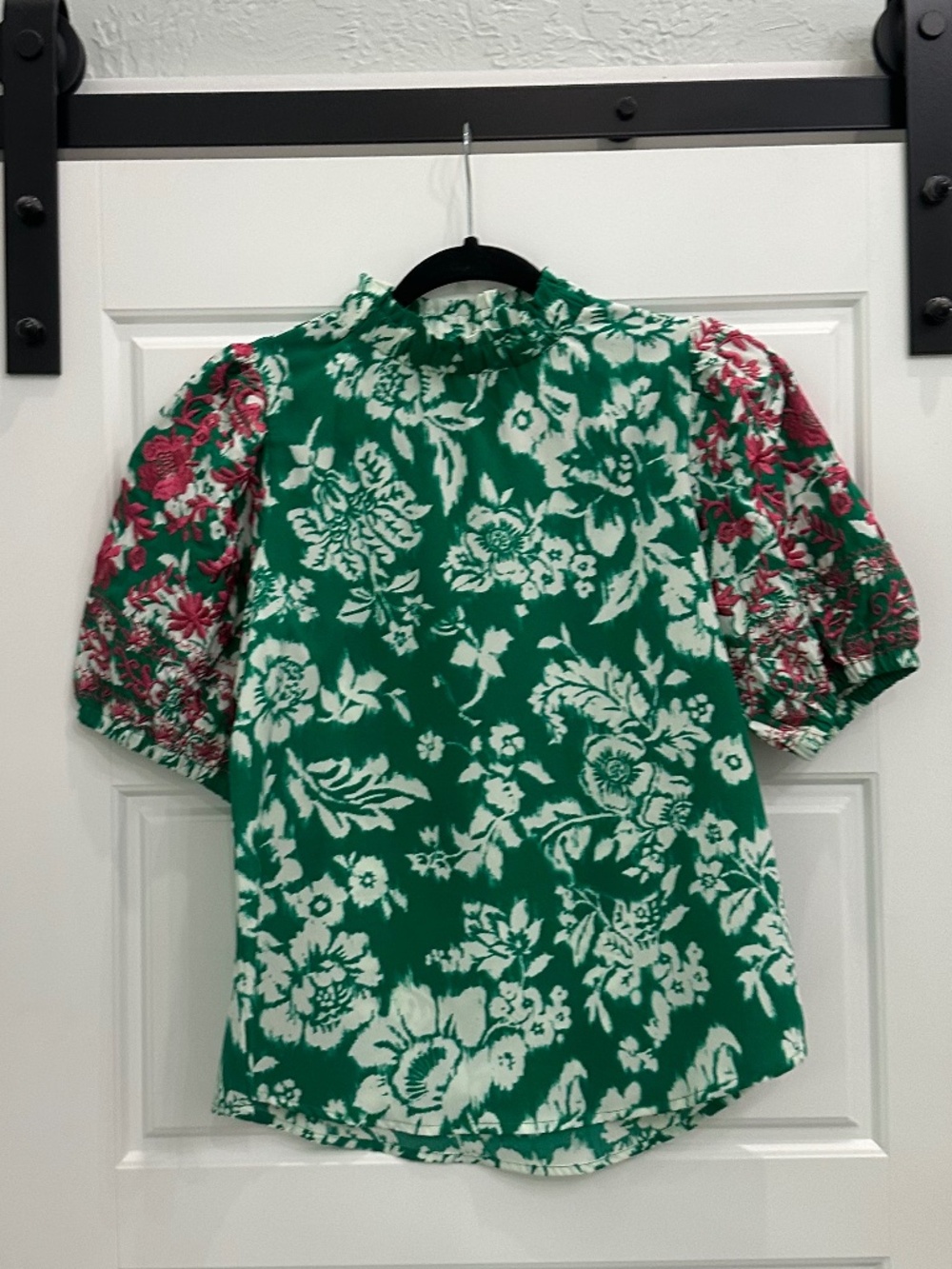 Periwinkle Brand Womens Floral Embroidered Blouse
